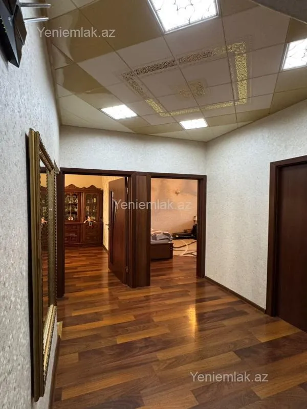 Satılır 3 otaqlı köhnə tikili 85 m²