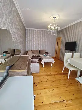 Satılır 3 otaqlı köhnə tikili 75 m²