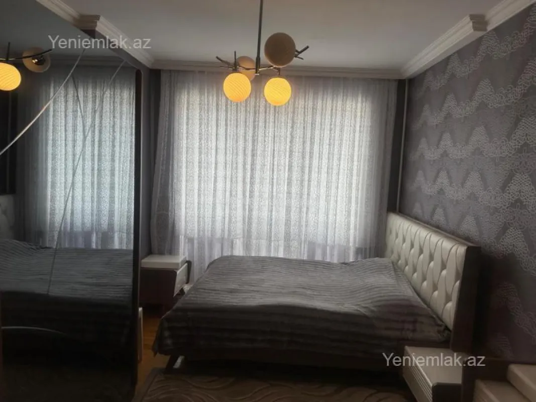 Satılır 3 otaqlı köhnə tikili 75 m²
