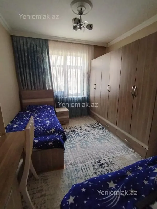 Satılır 3 otaqlı köhnə tikili 75 m²
