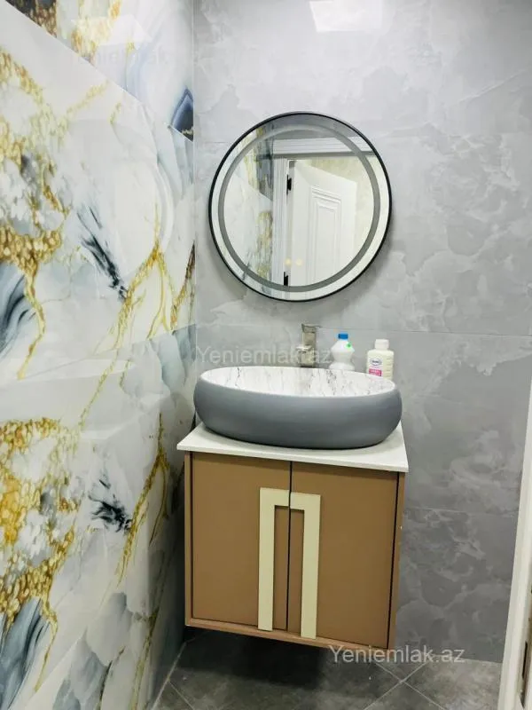 Satılır 2 otaqlı köhnə tikili 35 m²