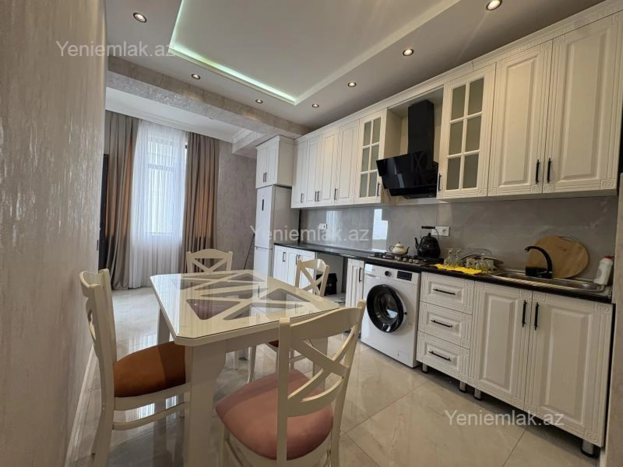 Satılır 3 otaqlı yeni tikili 107 m²