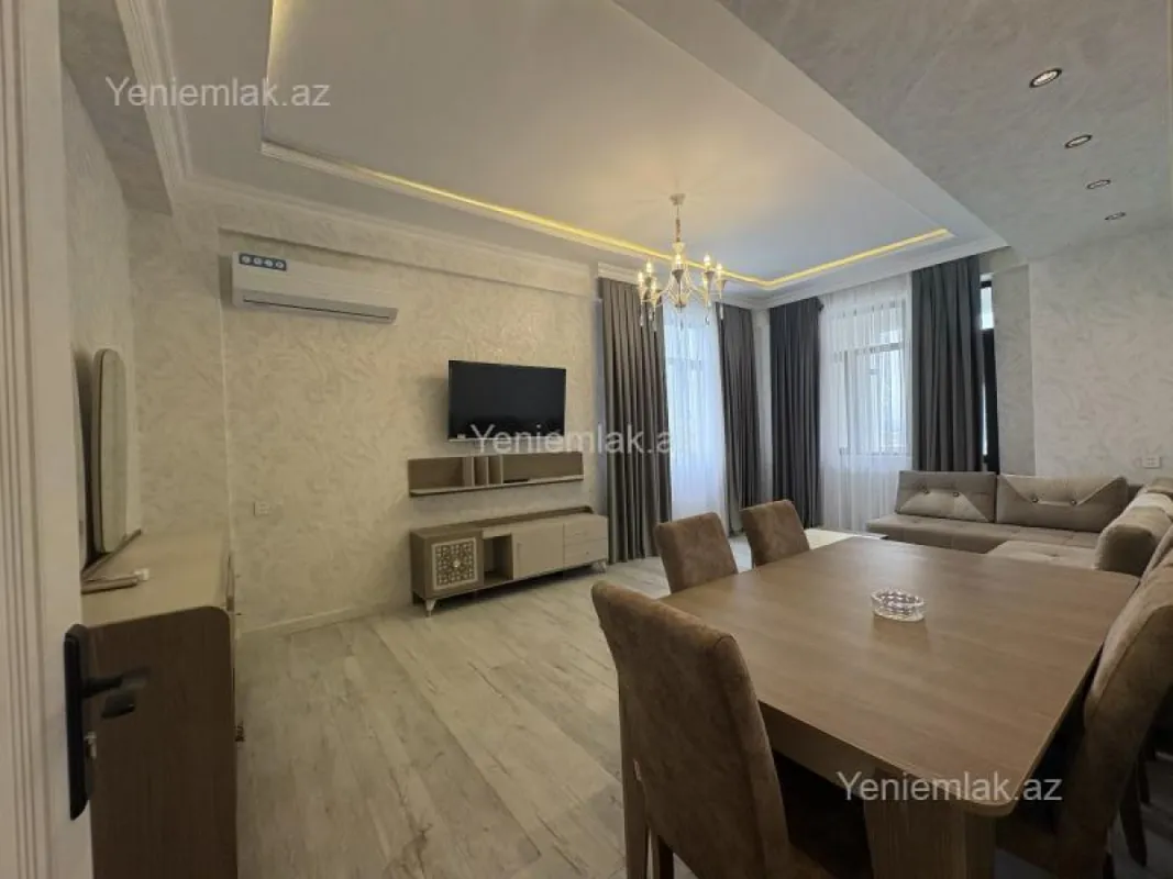 Satılır 3 otaqlı yeni tikili 107 m²