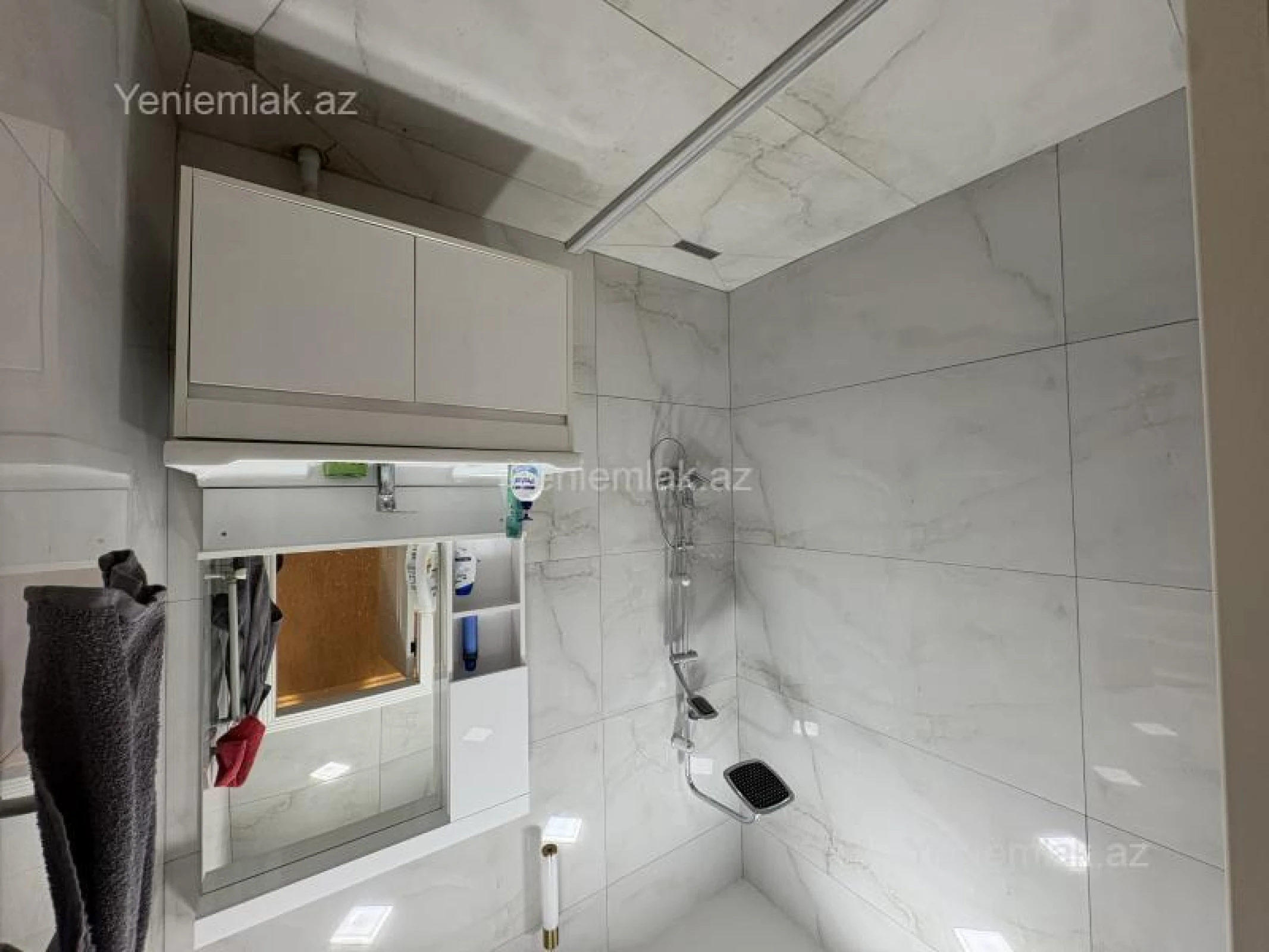 Satılır 3 otaqlı yeni tikili 107 m²