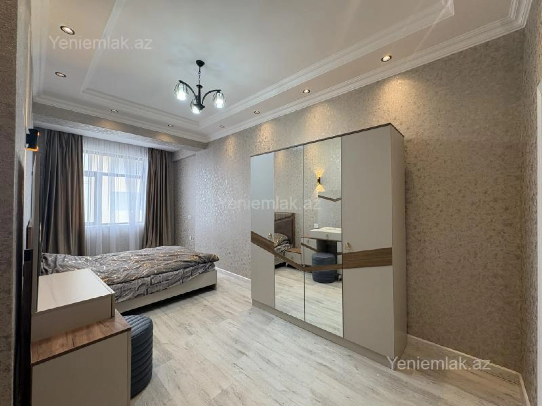 Satılır 3 otaqlı yeni tikili 107 m²