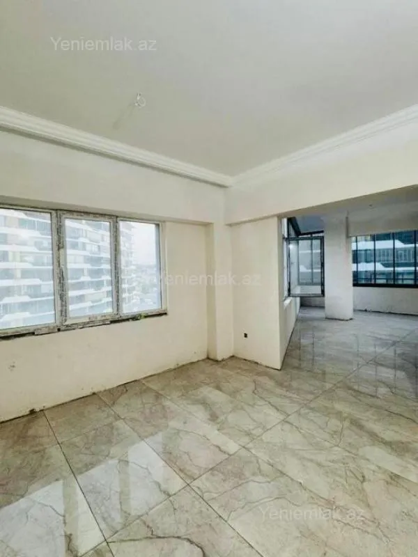 Satılır 4 otaqlı yeni tikili 166 m²