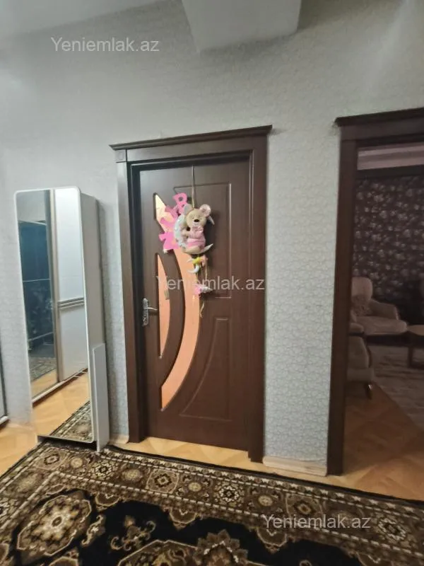 Satılır 3 otaqlı yeni tikili 81 m²