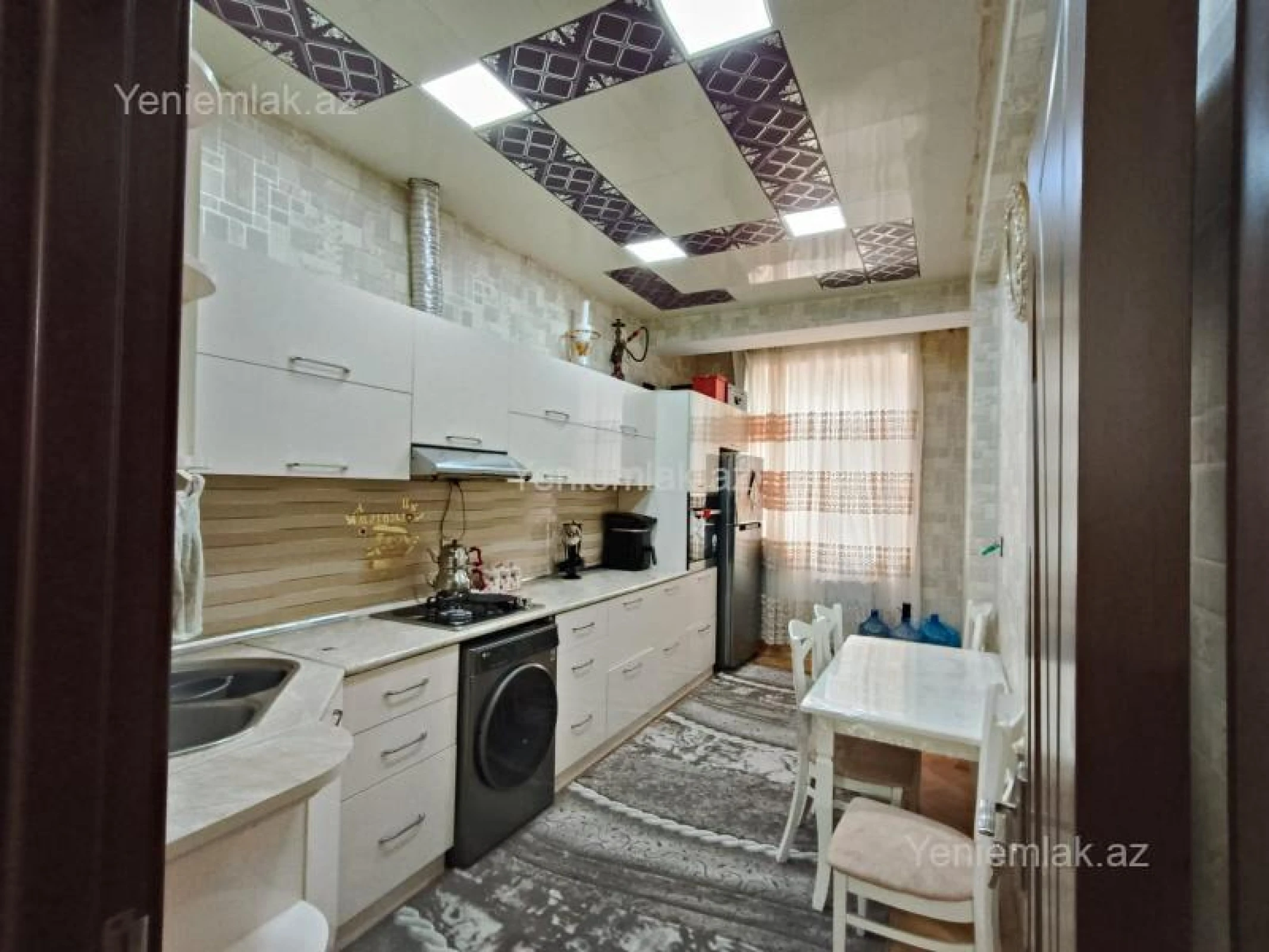 Satılır 3 otaqlı yeni tikili 81 m²