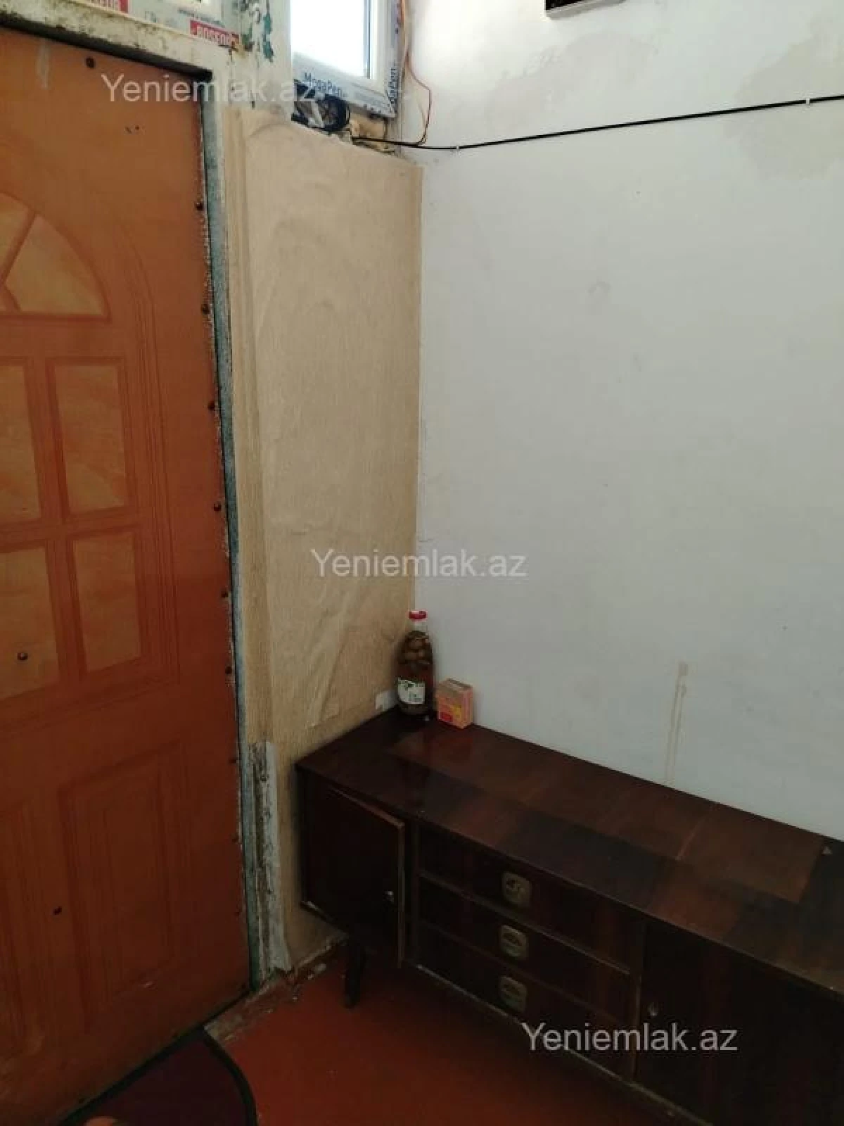 Satılır 1 otaqlı köhnə tikili 20 m²