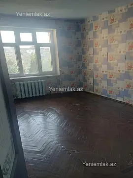 Satılır 5 otaqlı köhnə tikili 120 m²