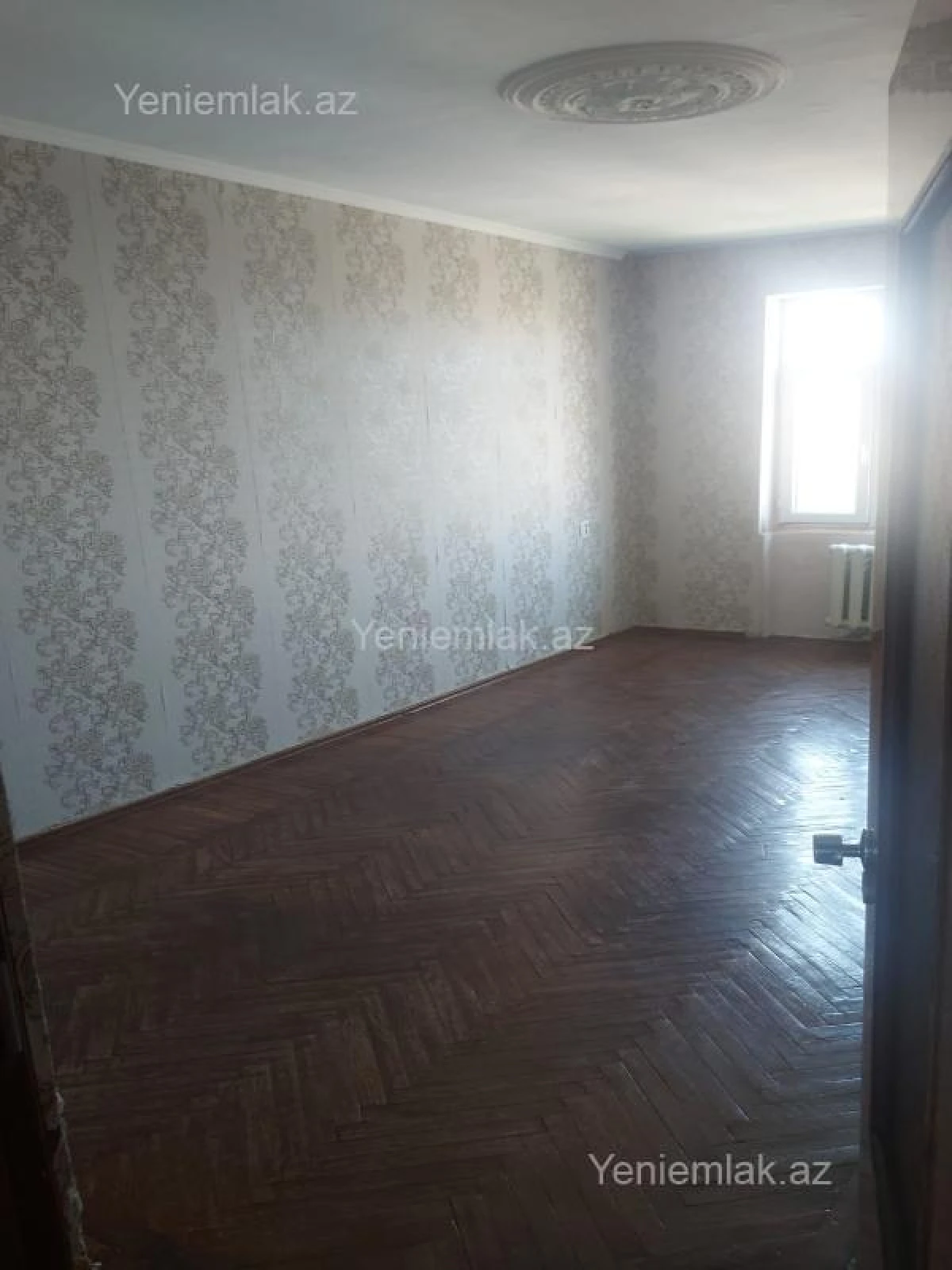 Satılır 5 otaqlı köhnə tikili 120 m²