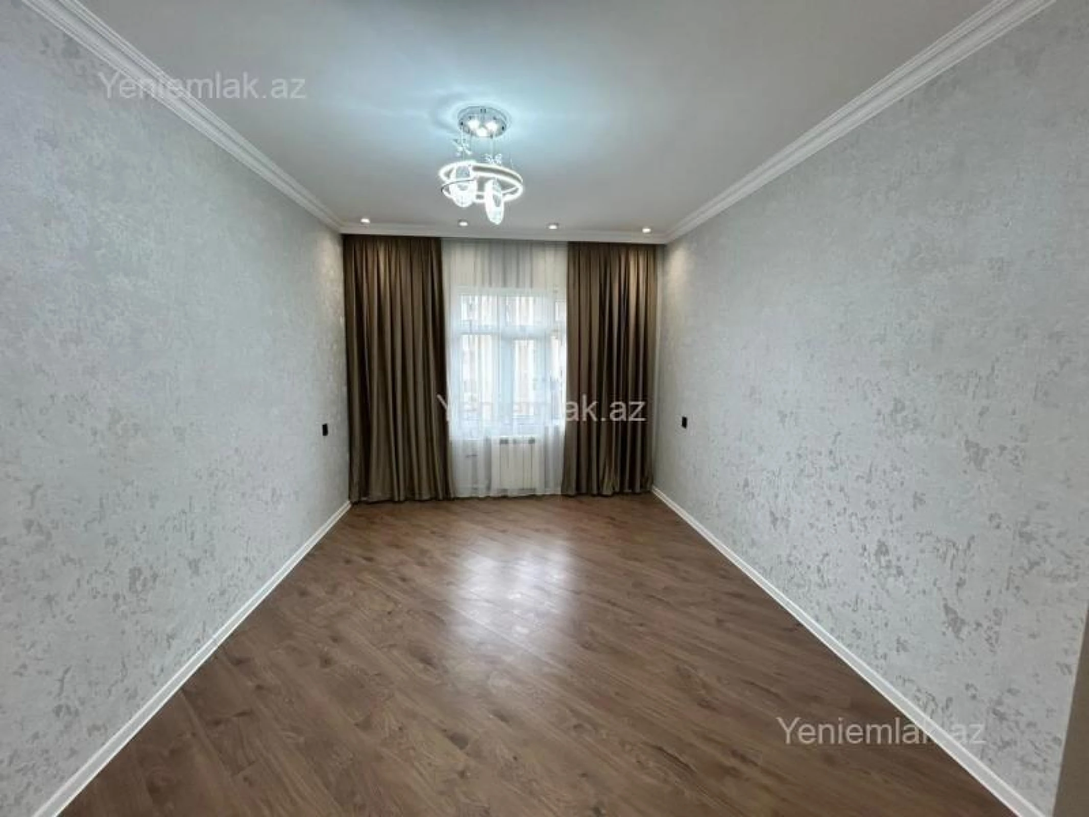Satılır 3 otaqlı köhnə tikili 75 m²