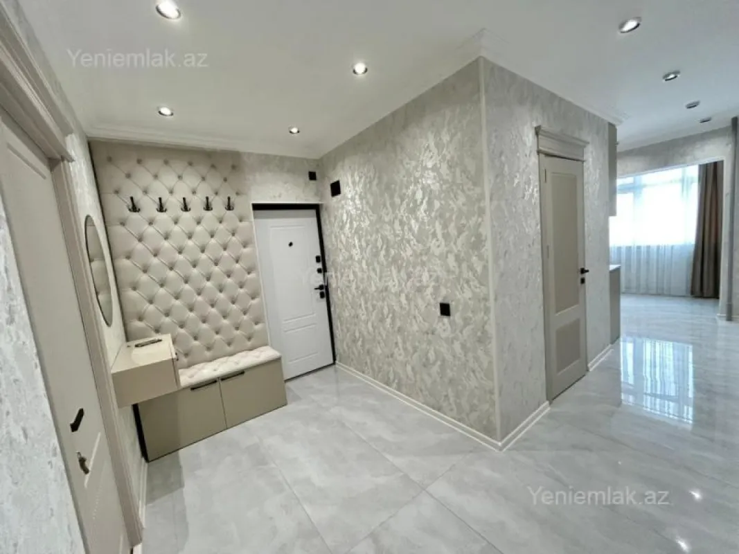 Satılır 3 otaqlı köhnə tikili 75 m²