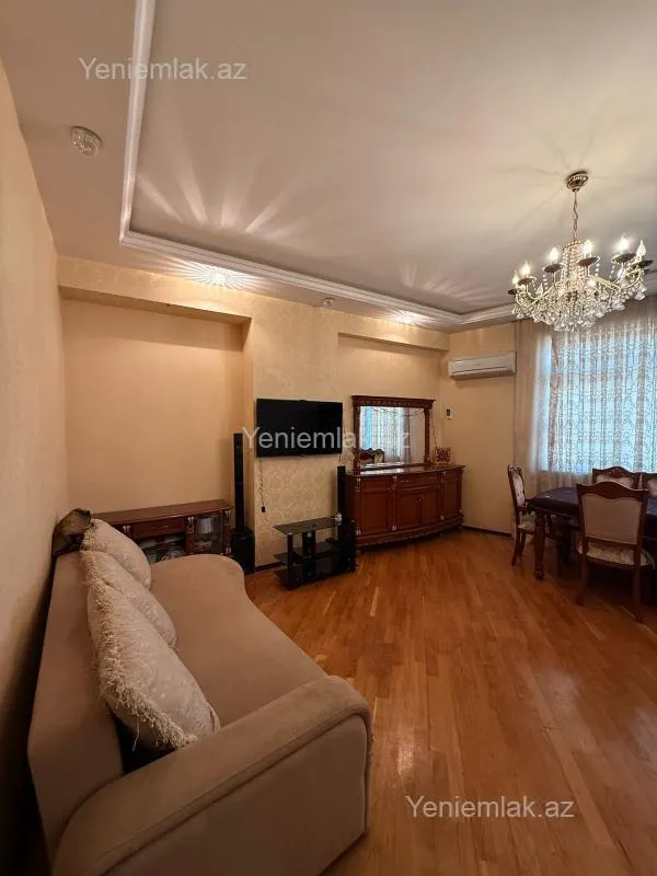 Satılır 2 otaqlı yeni tikili 85 m²