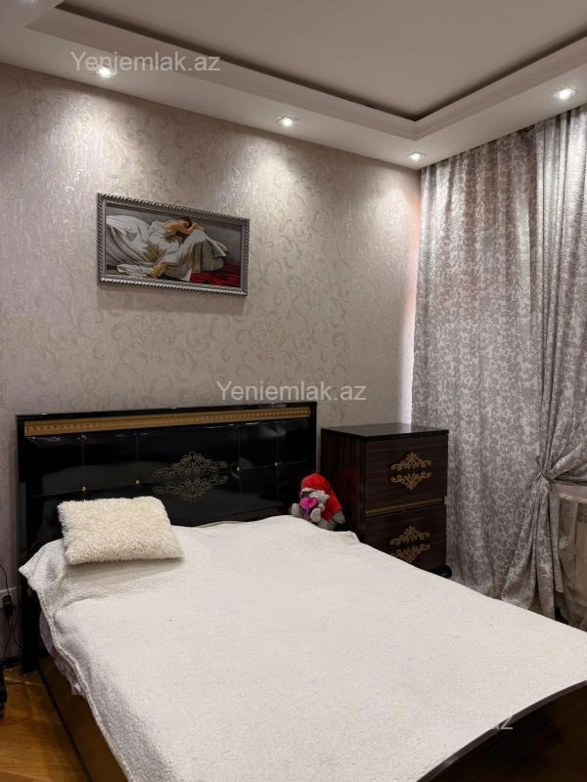 Satılır 2 otaqlı yeni tikili 85 m²