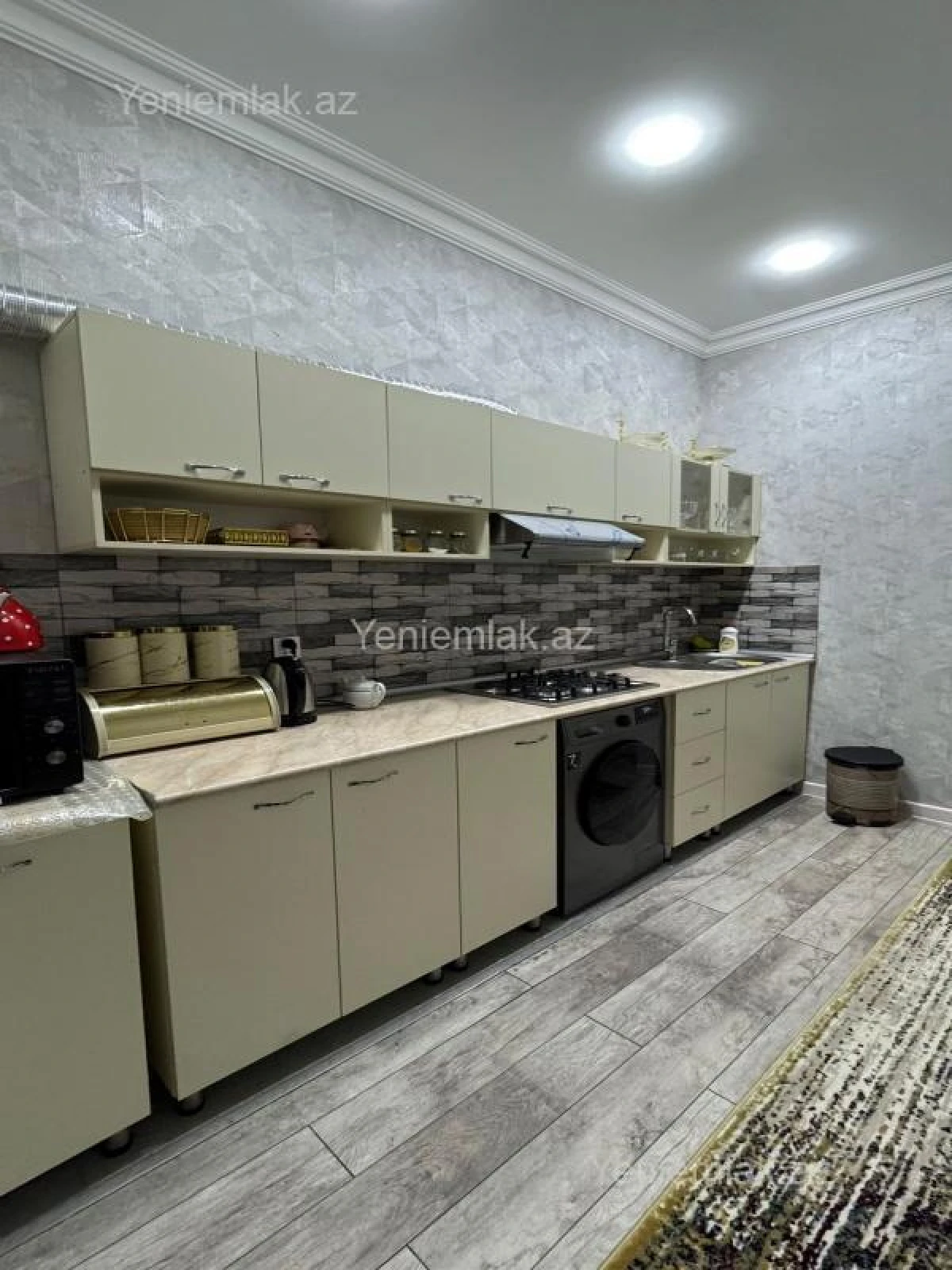 Satılır 2 otaqlı yeni tikili 68 m²