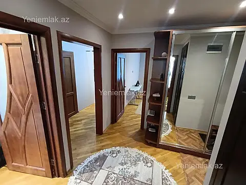Satılır 3 otaqlı köhnə tikili 90 m²