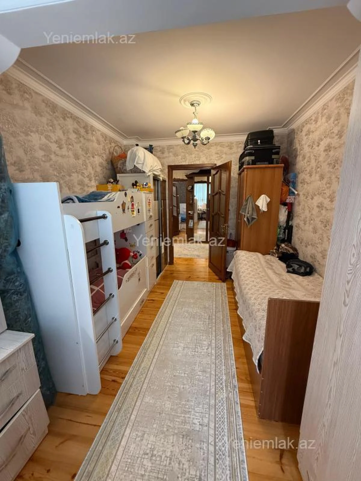 Satılır 3 otaqlı köhnə tikili 85 m²