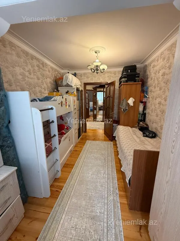 Satılır 3 otaqlı köhnə tikili 85 m²