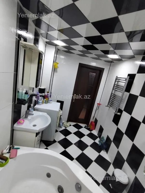 Satılır 2 otaqlı yeni tikili 79 m²