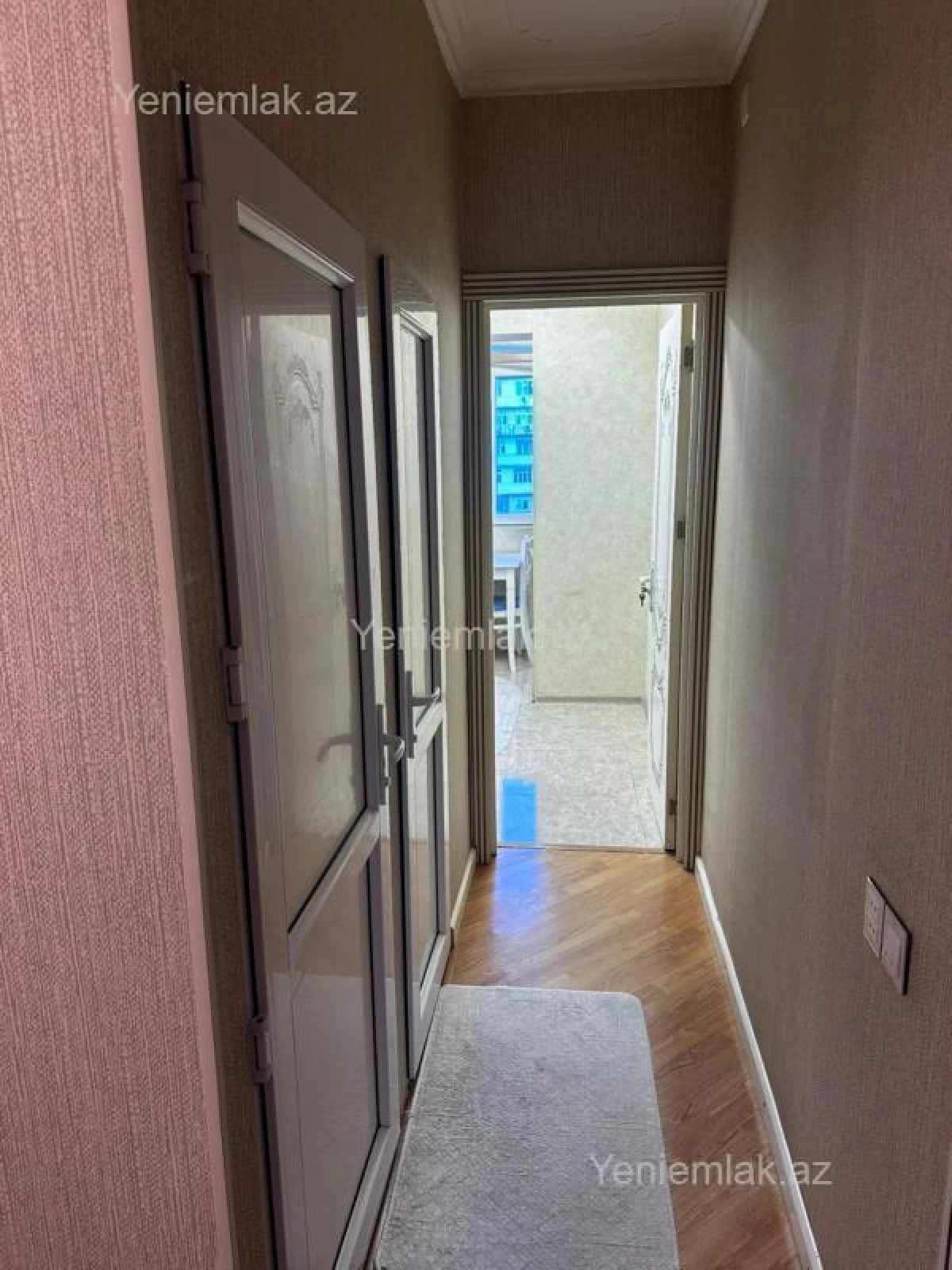 Satılır 4 otaqlı köhnə tikili 110 m²