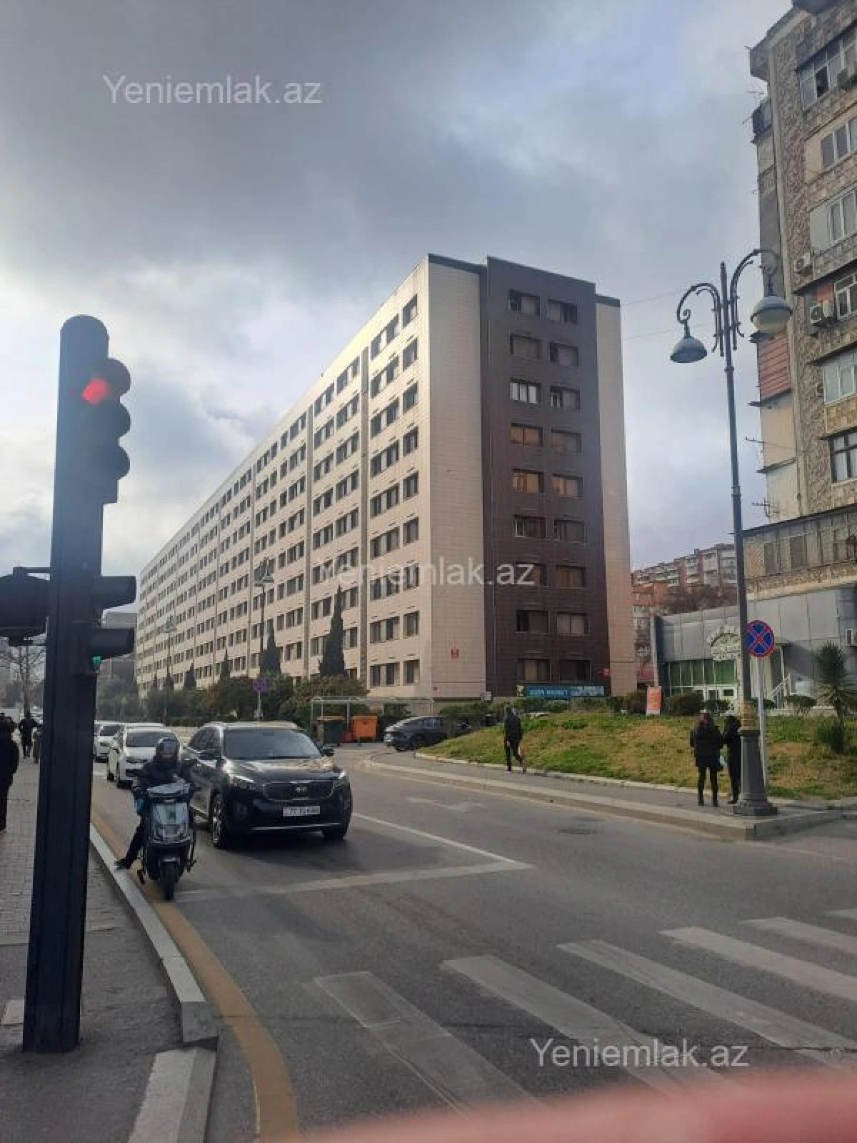 Satılır 3 otaqlı köhnə tikili 75 m²