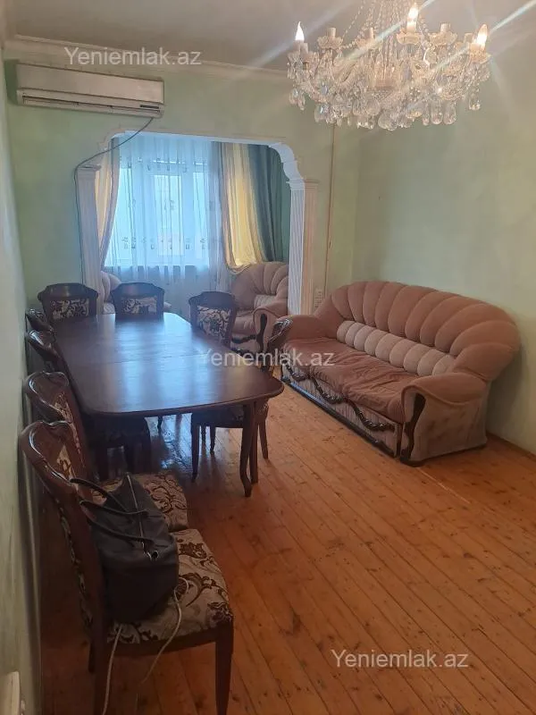 Satılır 3 otaqlı köhnə tikili 75 m²