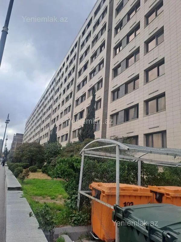 Satılır 3 otaqlı köhnə tikili 75 m²