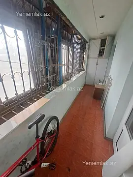 Satılır 3 otaqlı köhnə tikili 75 m²