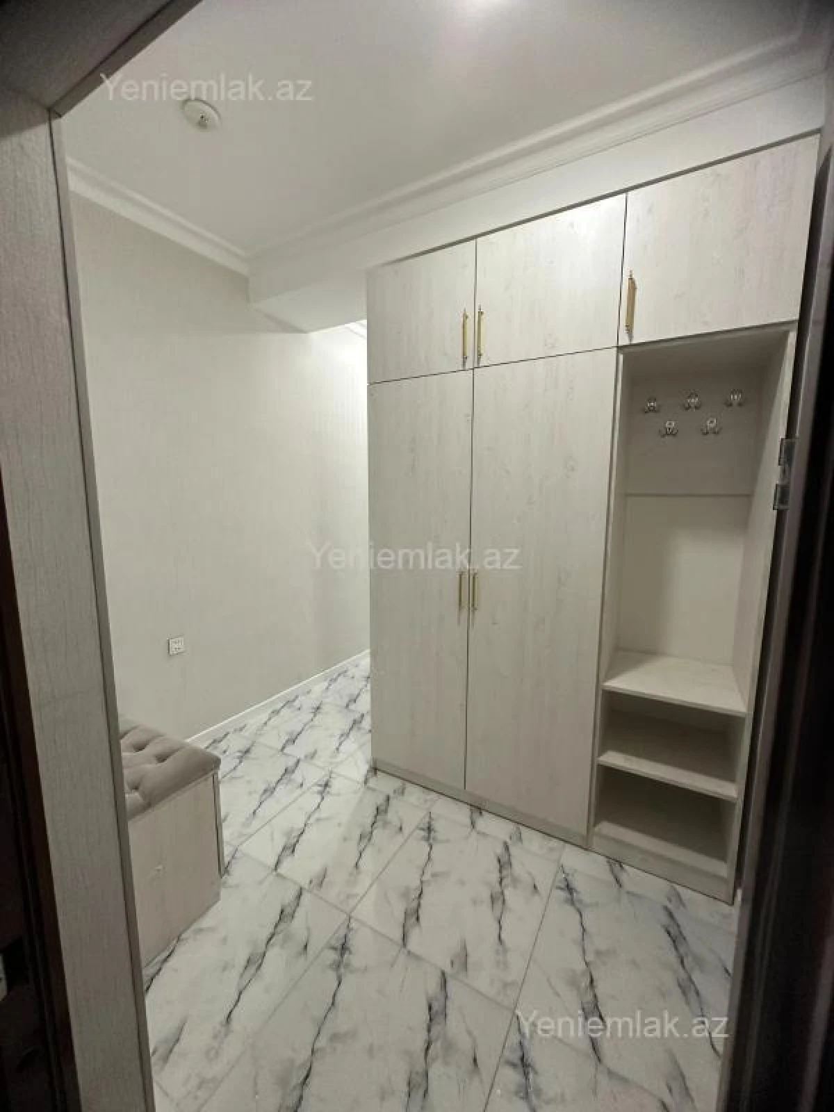 Satılır 2 otaqlı yeni tikili 82 m²