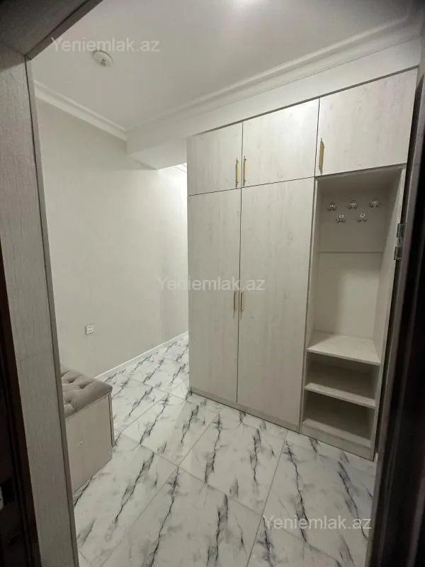 Satılır 2 otaqlı yeni tikili 82 m²