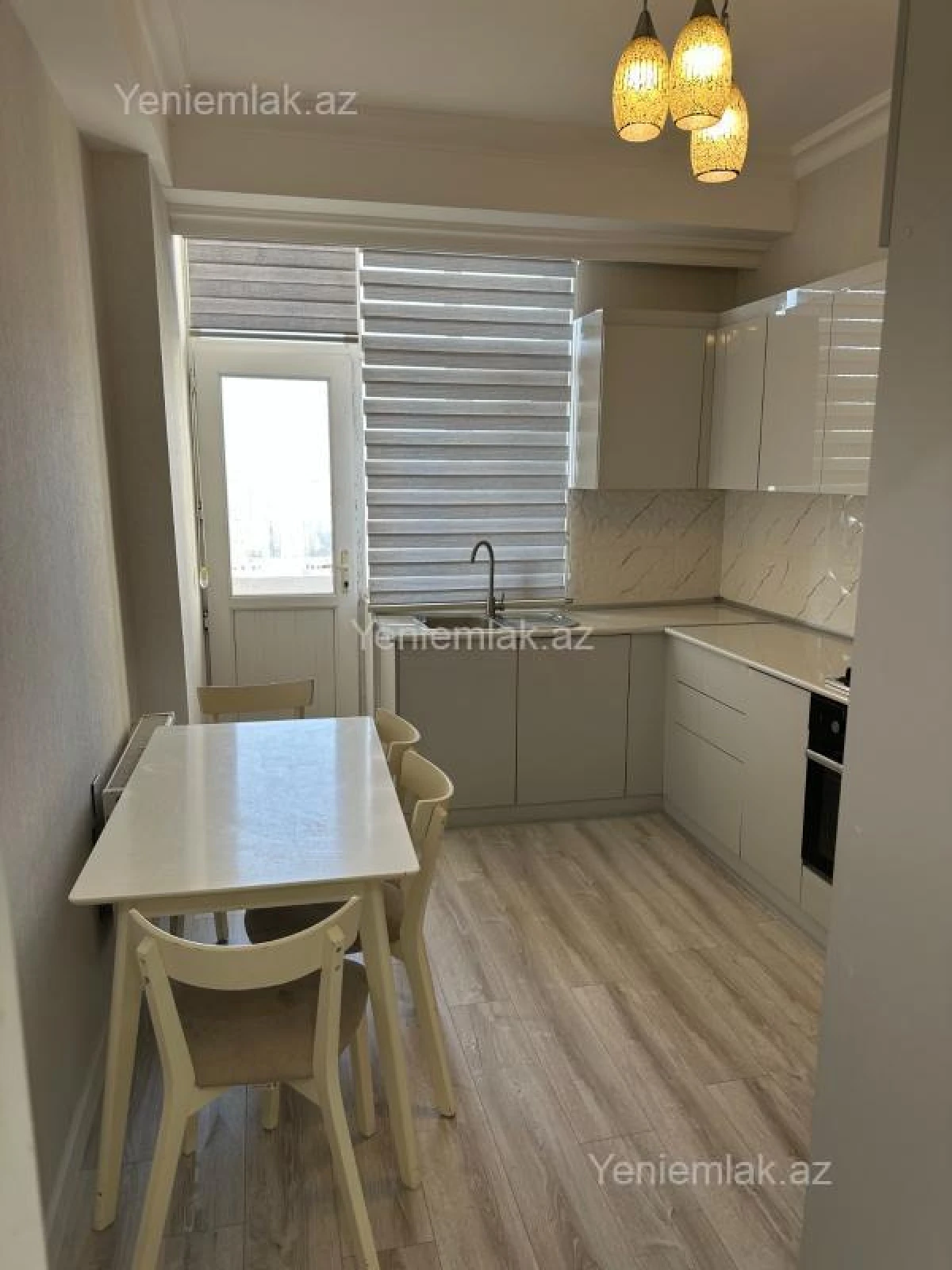 Satılır 2 otaqlı yeni tikili 82 m²