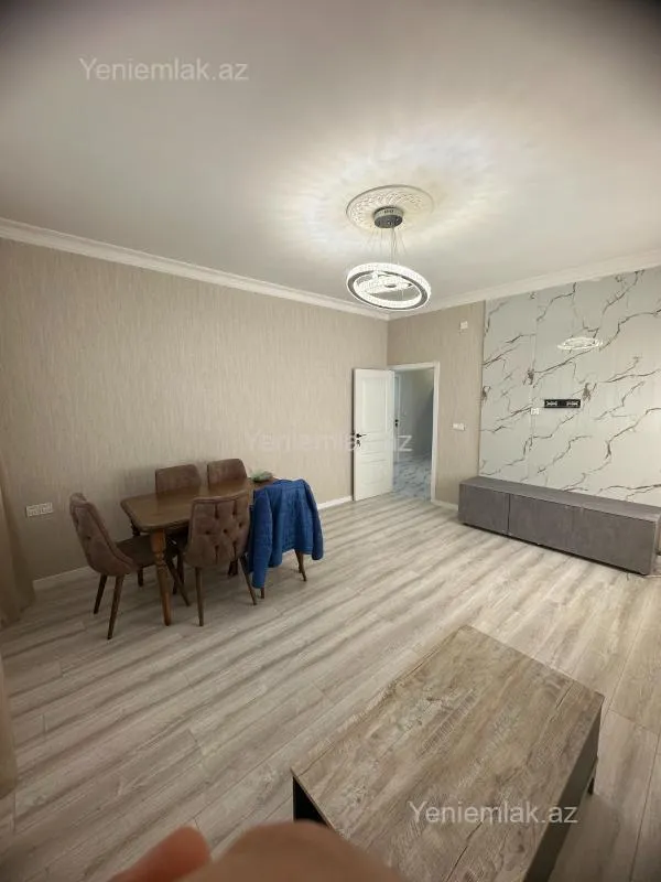 Satılır 2 otaqlı yeni tikili 82 m²