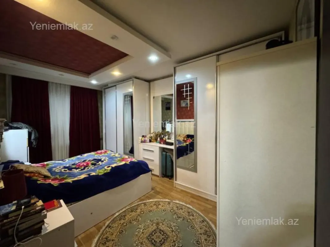 Satılır 3 otaqlı köhnə tikili 50 m²