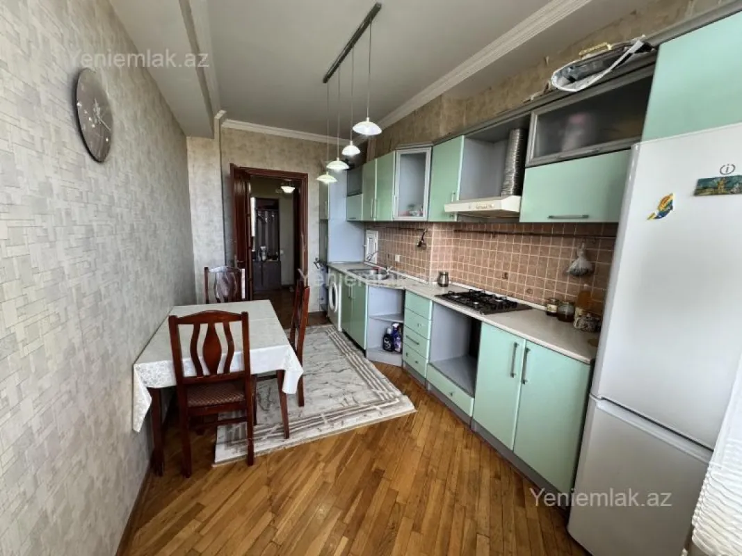 Satılır 2 otaqlı yeni tikili 94 m²