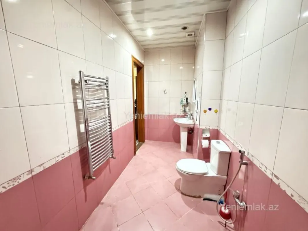 Satılır 2 otaqlı yeni tikili 94 m²