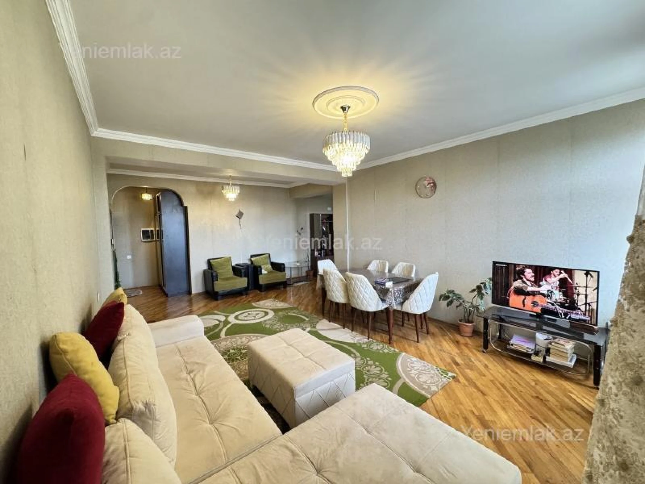 Satılır 2 otaqlı yeni tikili 94 m²