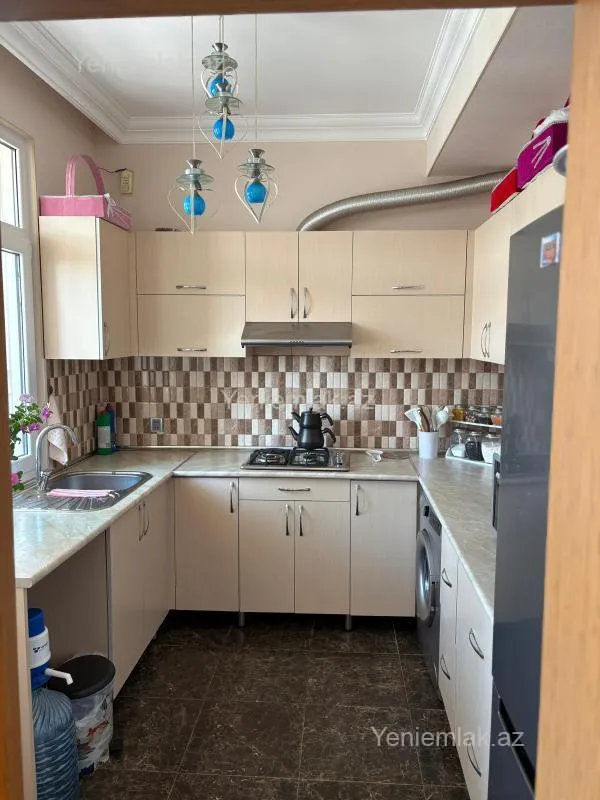 Satılır 2 otaqlı yeni tikili 73 m²