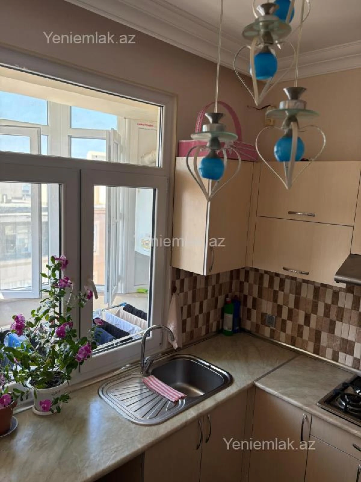 Satılır 2 otaqlı yeni tikili 73 m²
