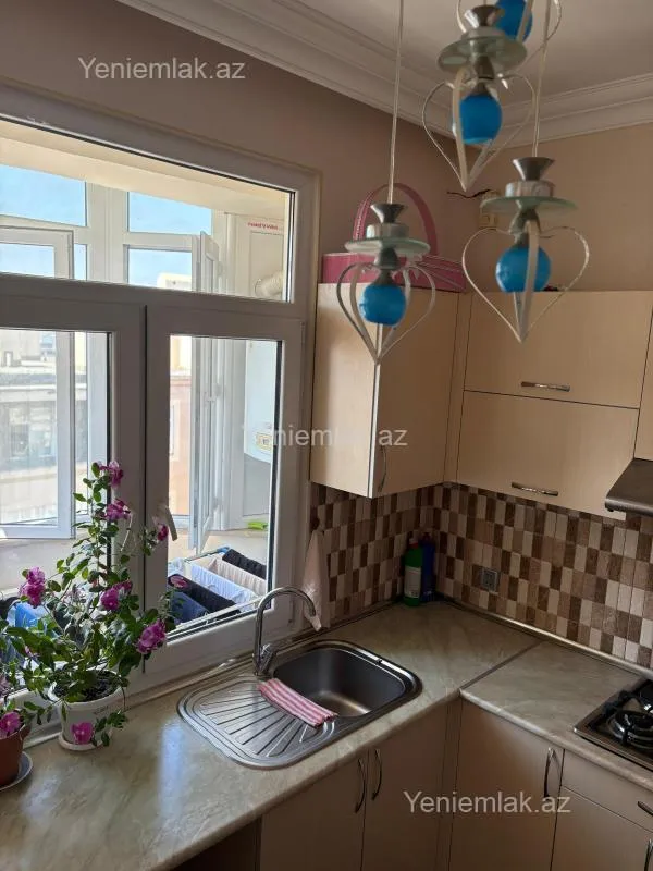 Satılır 2 otaqlı yeni tikili 73 m²