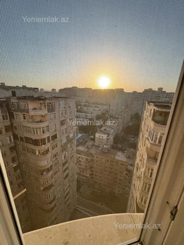 Satılır 2 otaqlı yeni tikili 73 m²