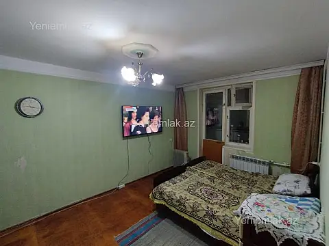 Satılır 3 otaqlı köhnə tikili 60 m²