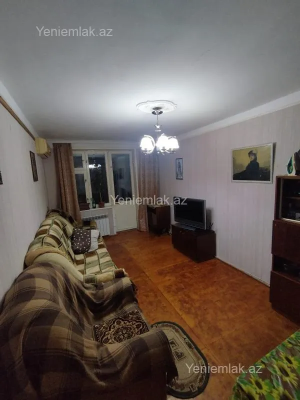 Satılır 3 otaqlı köhnə tikili 60 m²