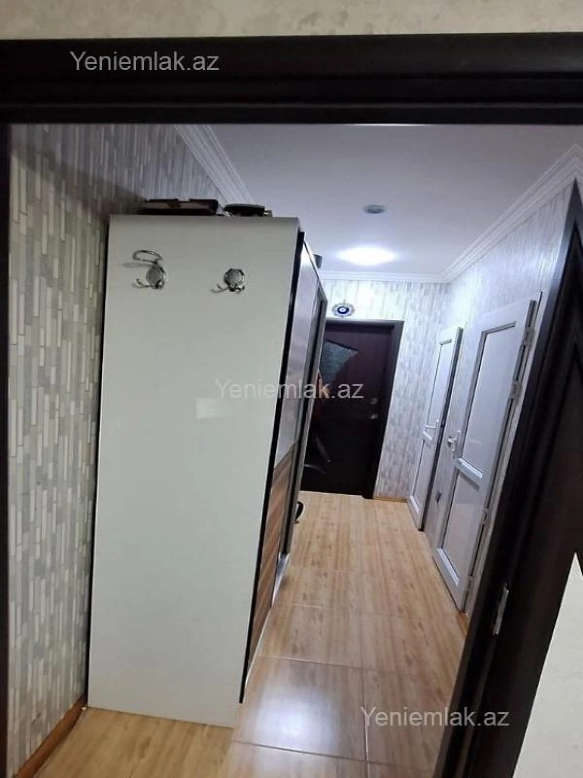 Satılır 2 otaqlı köhnə tikili 40 m²