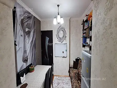 Satılır 2 otaqlı köhnə tikili 40 m²