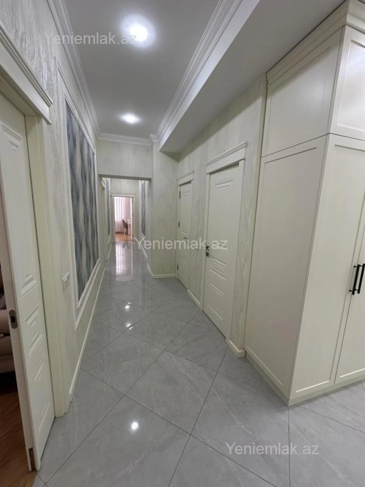 Satılır 3 otaqlı yeni tikili 117 m²