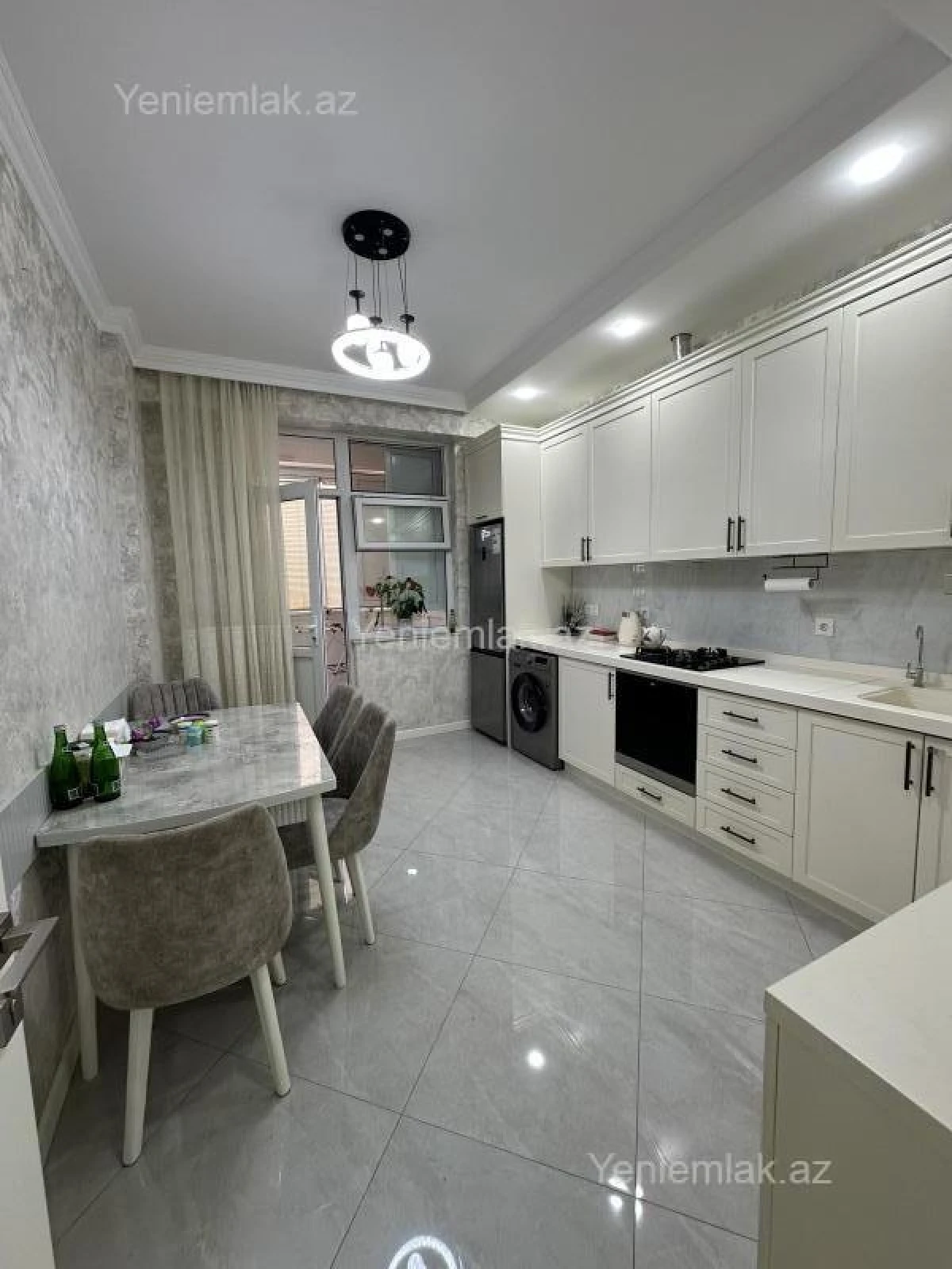Satılır 3 otaqlı yeni tikili 117 m²