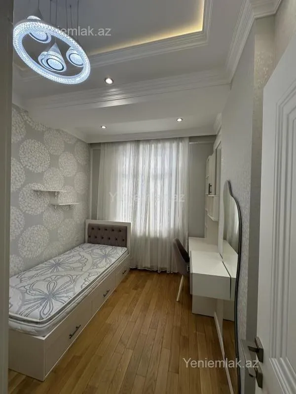 Satılır 3 otaqlı yeni tikili 117 m²