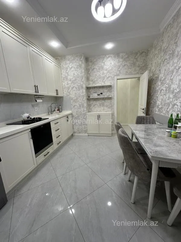 Satılır 3 otaqlı yeni tikili 117 m²