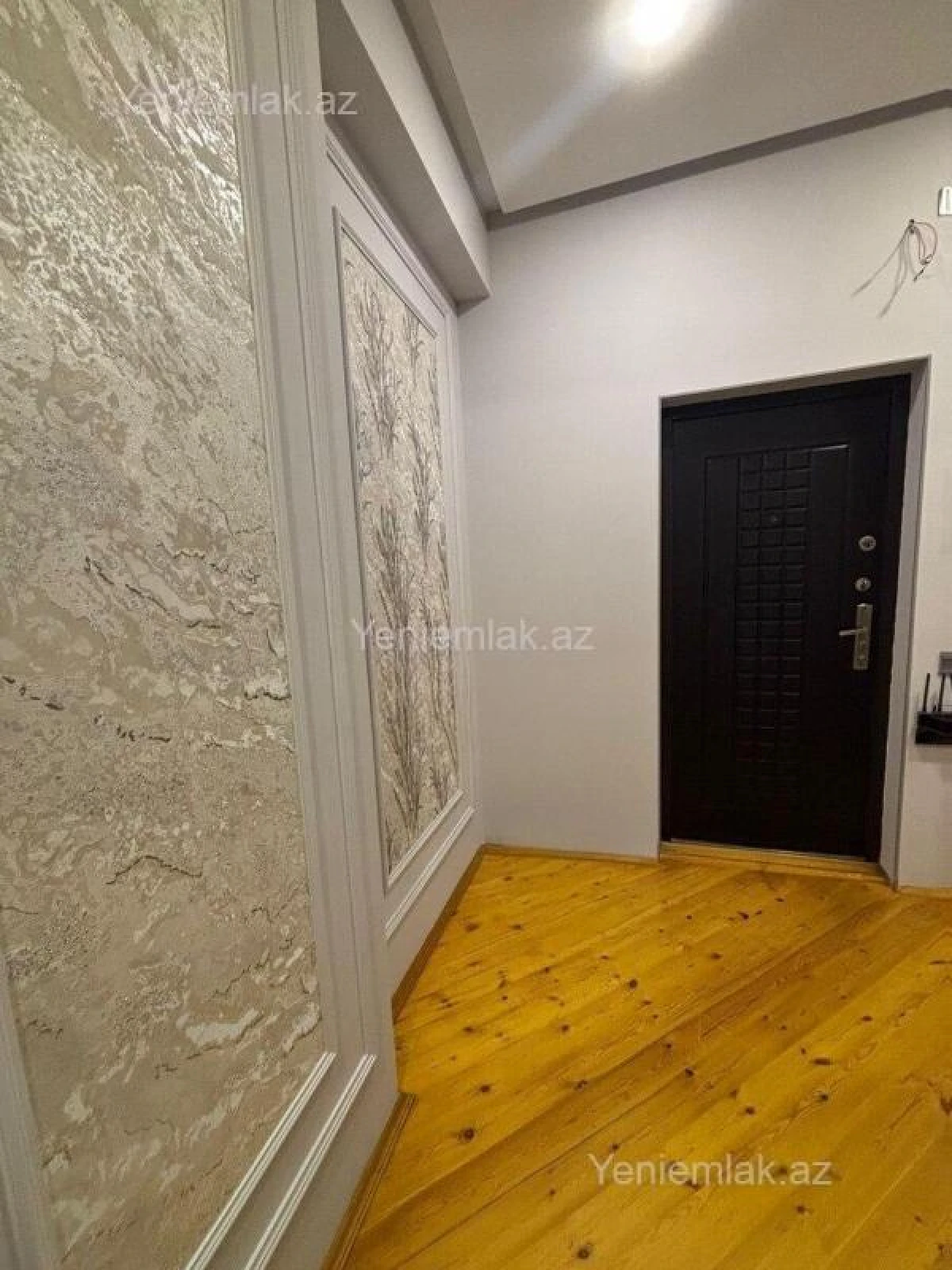 Satılır 2 otaqlı yeni tikili 70 m²